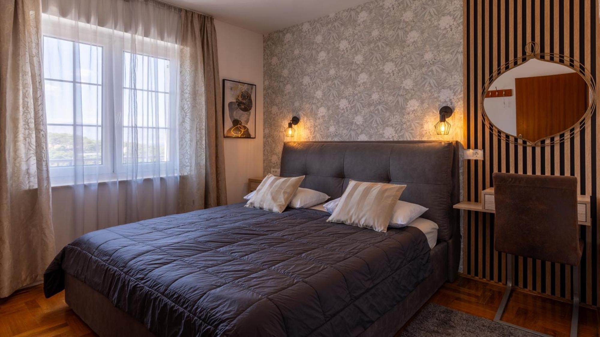 Kalina Deluxe Apartments เยลซา ภายนอก รูปภาพ