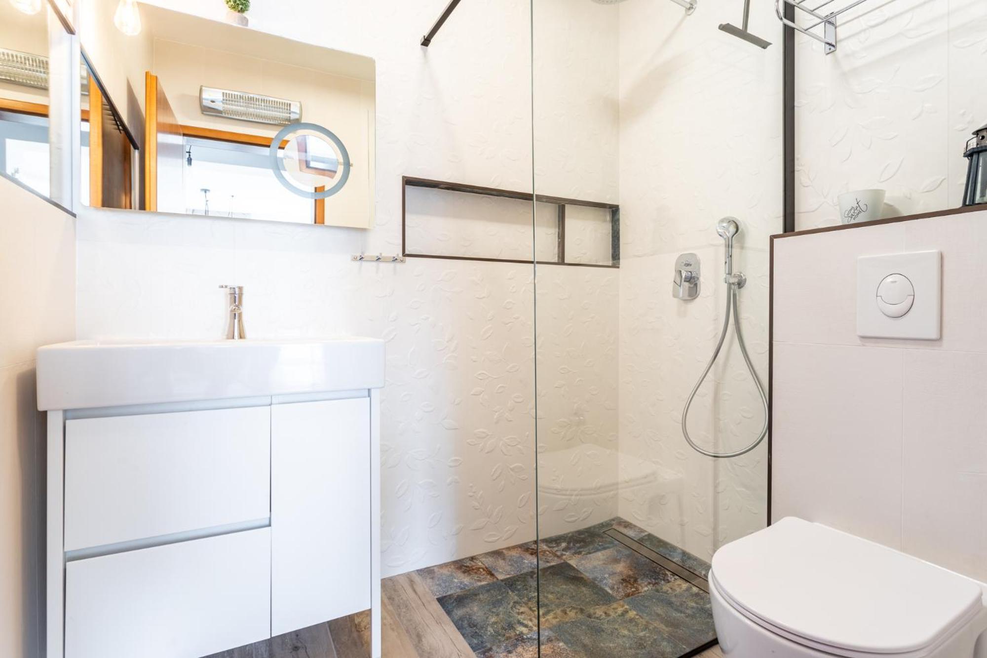 Kalina Deluxe Apartments เยลซา ภายนอก รูปภาพ