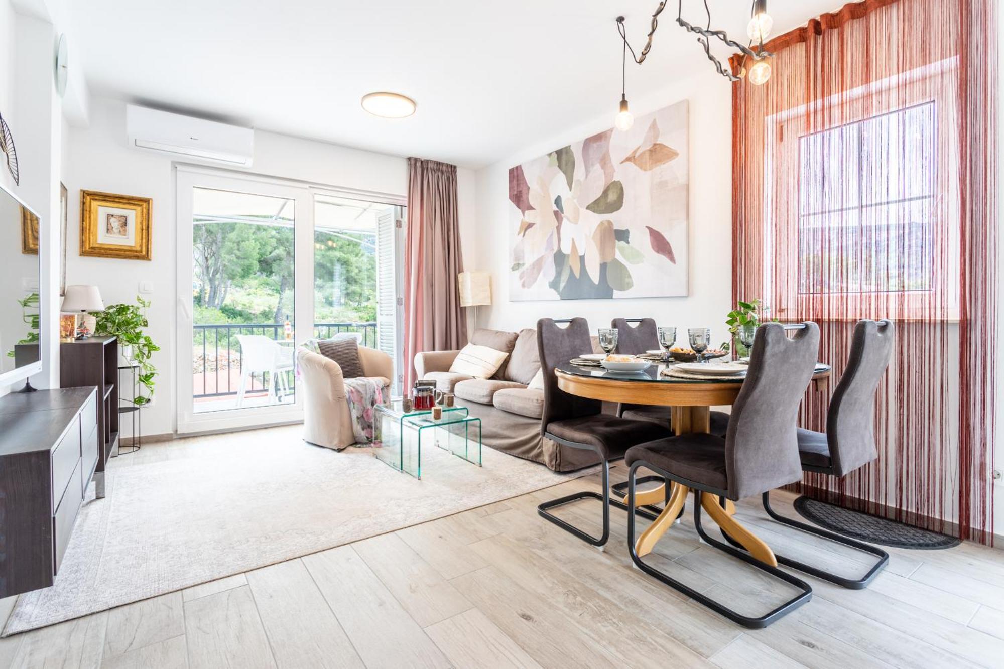Kalina Deluxe Apartments เยลซา ภายนอก รูปภาพ
